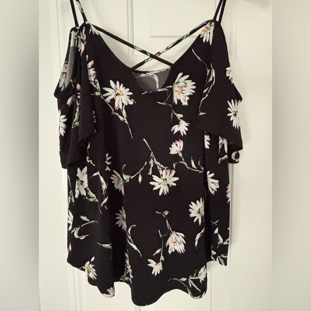Kaileigh / Stitch Fix - Floral Off Shoulder Women's Top